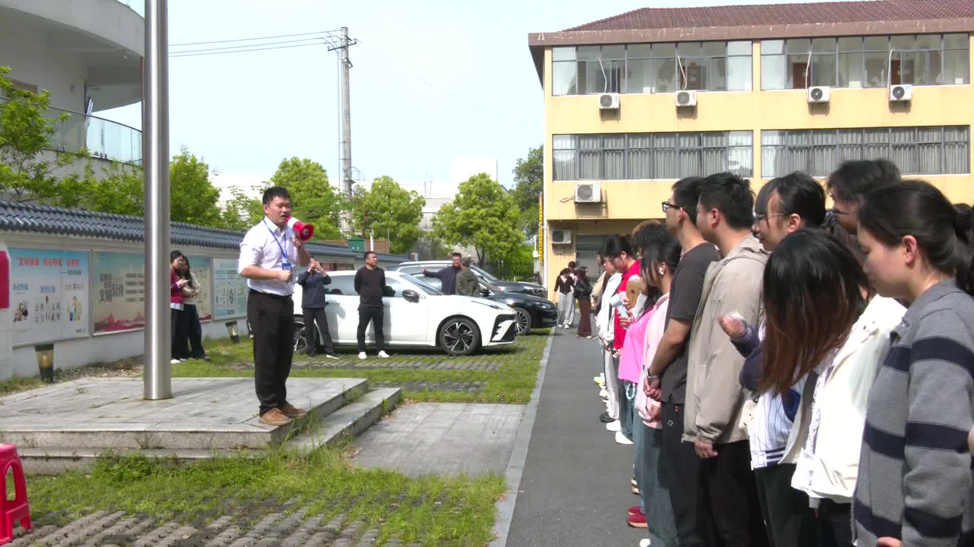 长庚街道开展消防安全应急疏散演练