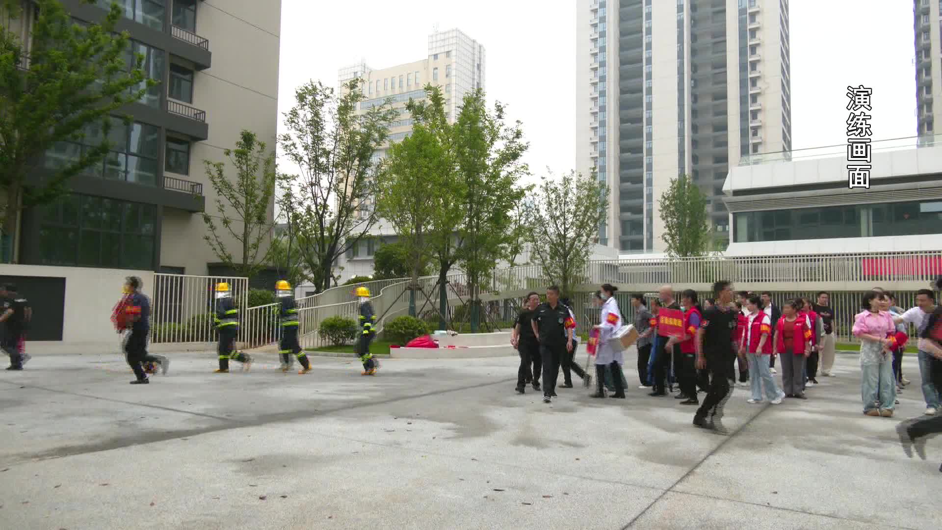 以练筑防 穿紫河街道开展火灾应急演练