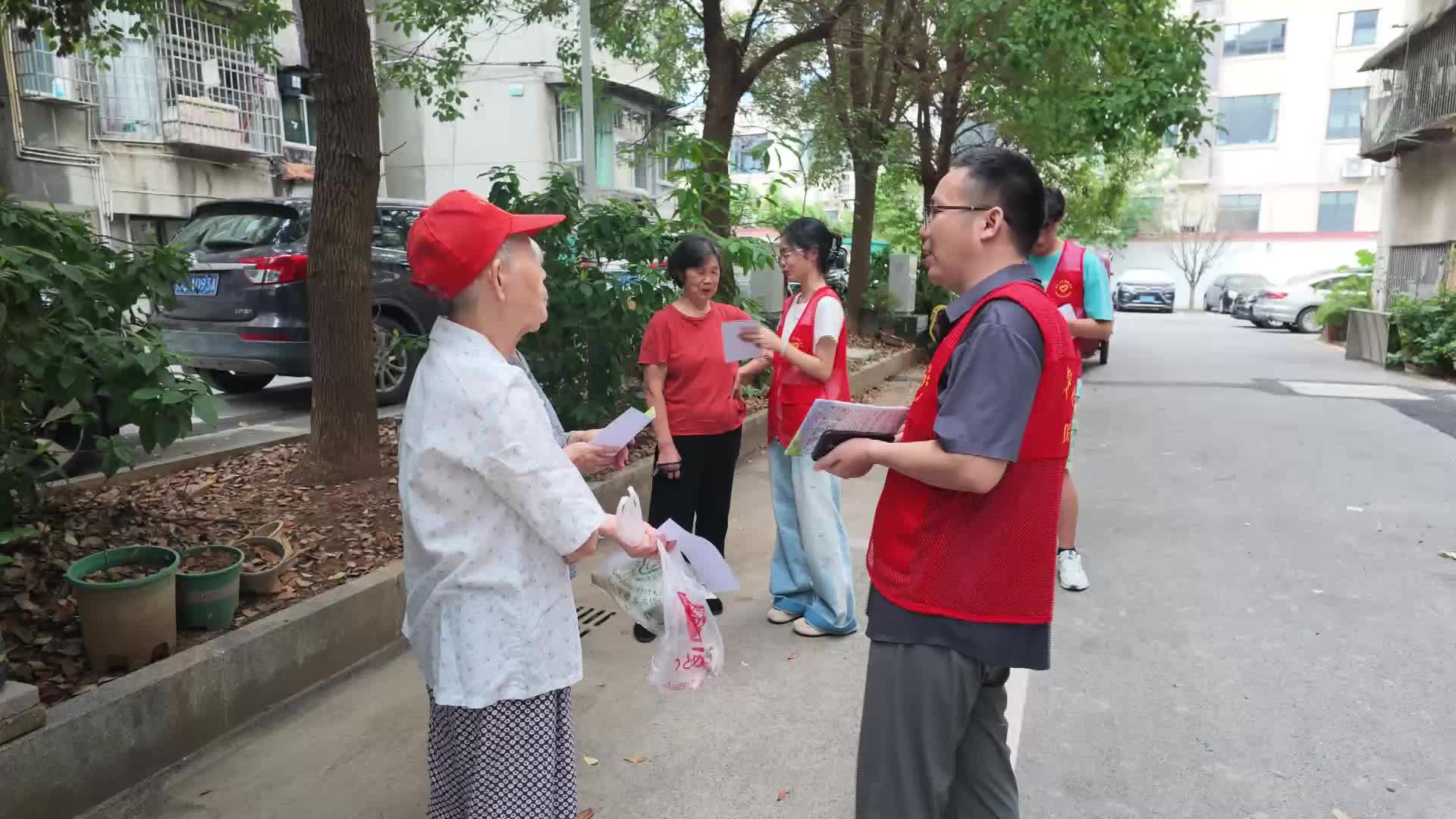 启明街道开展助老专项志愿服务活动