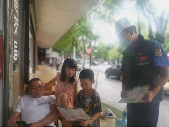 志愿服务入人心 ，绿色低碳新风尚！