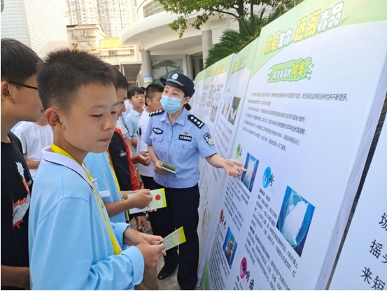 武陵区永安街道：组织开展“禁毒宣讲进校园”志愿活动