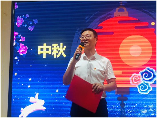 武陵区丹洲乡中心小学党支部开展“情暖中秋，爱在校园”中秋节关爱留守儿童活动