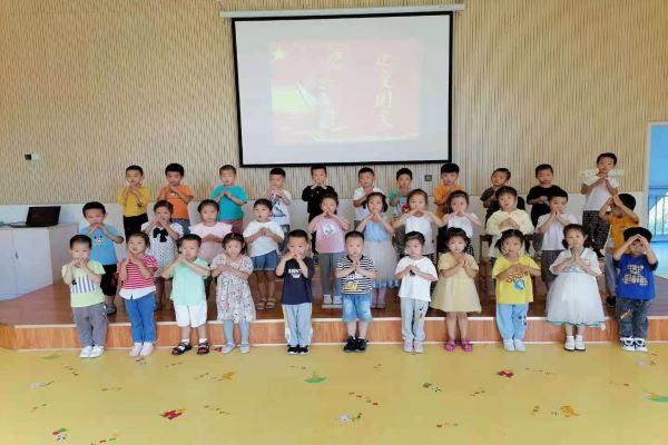 小小中国心，满满中国情——武陵区丹洲乡坪湖幼儿园国庆节活动