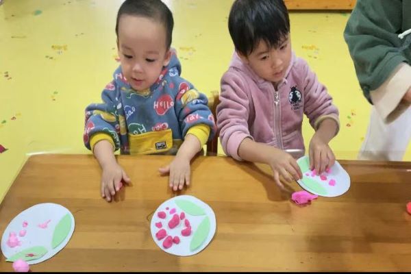 武陵区丹洲乡坪湖幼儿园：孝润童心，爱满重阳