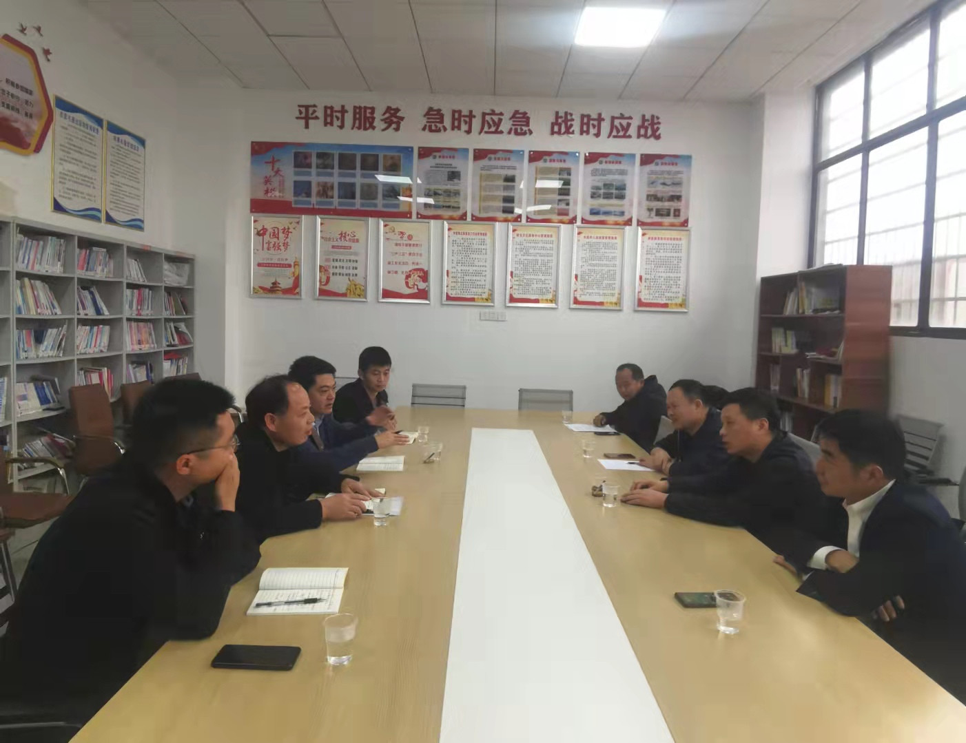 区委常委、副区长朱荣华深入芦荻山乡石公庙村调研指导省级乡村振兴示范村创建工作