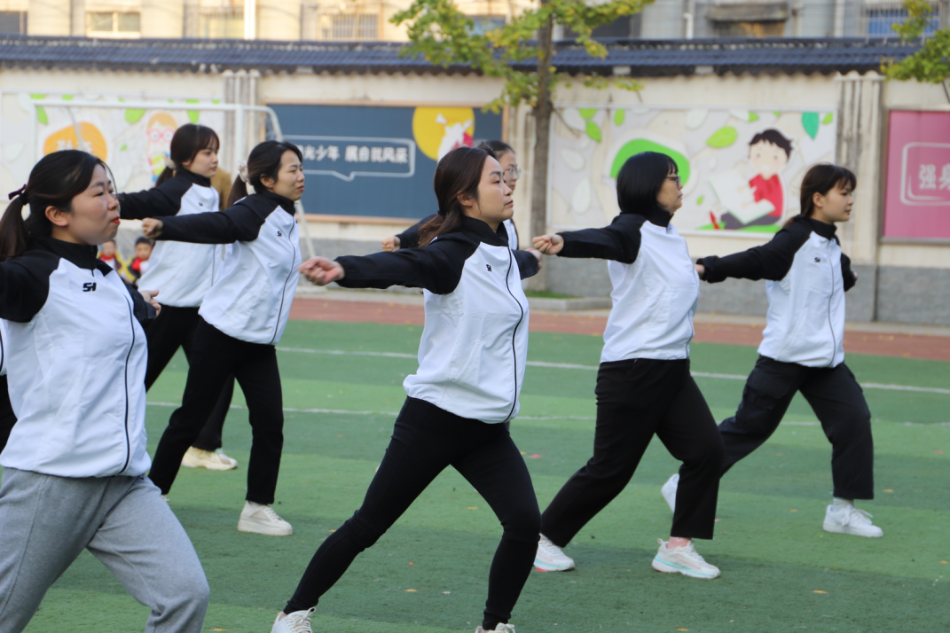 旭辉东升小学第九套广播体操班级联赛