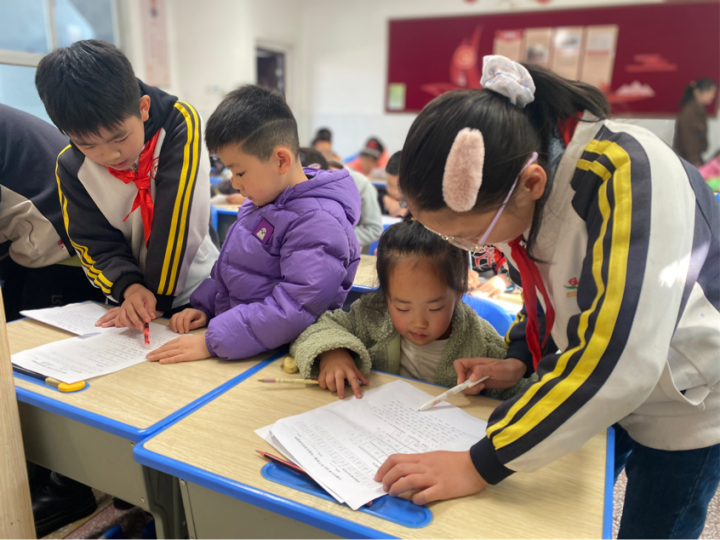 爱“拼”才会赢 —旭辉东升小学一年级汉语拼音检测活动