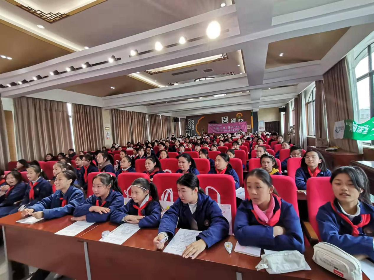 武陵区东升小学：呵护青春 悦己生活