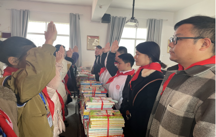传递书香献真情，雷锋精神永传承 ——武陵区旭辉东升小学开展学雷锋共筑爱心书屋活动
