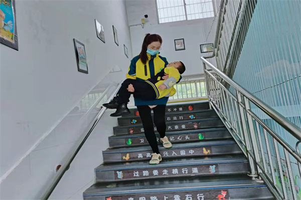 武陵区新兴幼儿园2022年春季食品安全应急演练活动