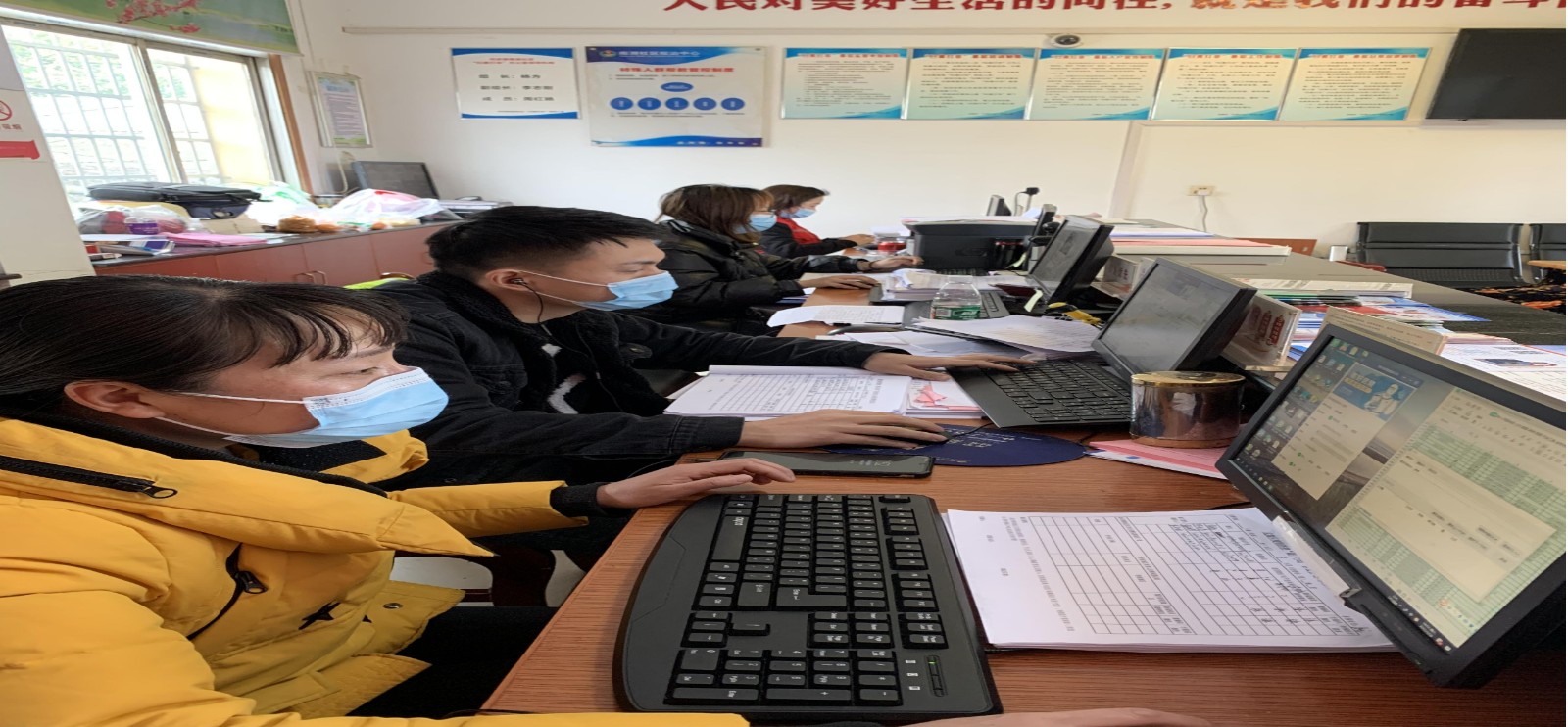 河洑镇南湖社区：小程序来“敲门”助力疫情防控精准高效化