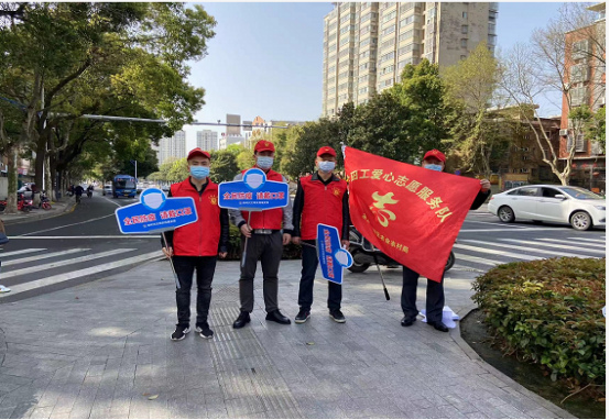 武陵区农业农村局开展“我们的节日·清明”暨“全民防疫 请戴口罩”志愿服务活动