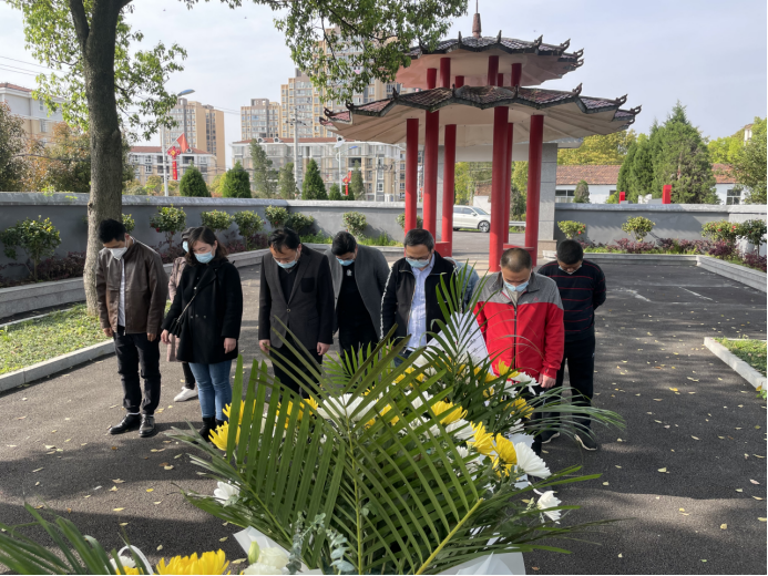 白马湖街道：弘扬烈士精神、关爱烈士家属