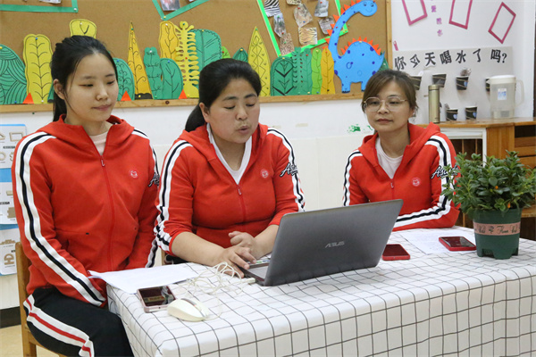 一路陪伴，静待花开——武陵区新兴幼儿园“云端”家长会