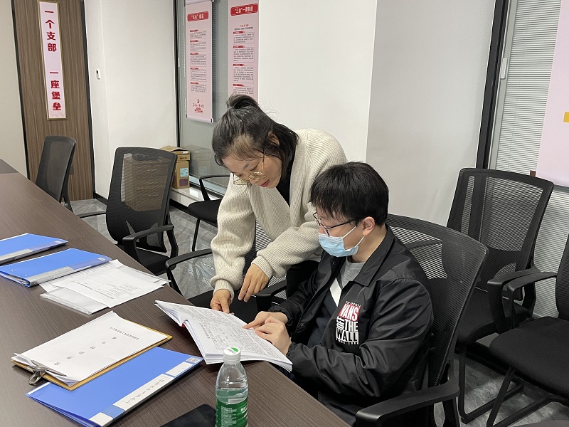 武陵区非公综合党委开展一季度党建工作督查