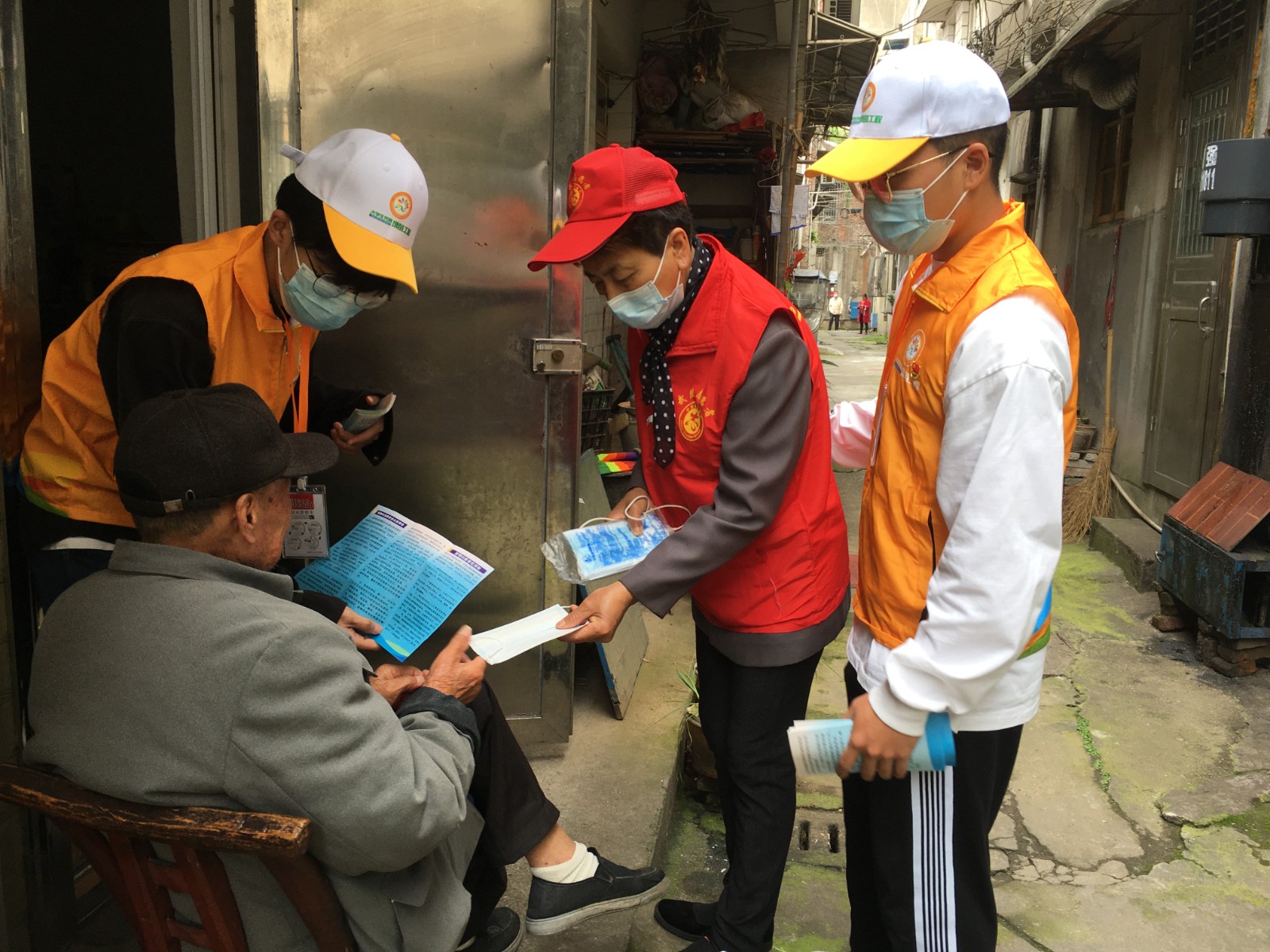 新时代文明实践耀武陵｜白马湖街道新建巷社区开展消防安全宣传