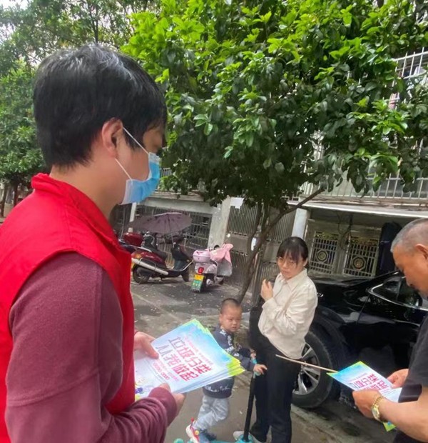 新时代文明实践耀武陵： 垃圾分类  你我同行——楠沙社区开展垃圾分类宣传活动