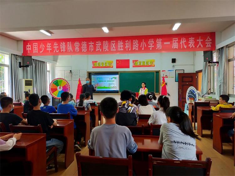 武陵区府坪街道：禁毒防毒心中念 五彩缤纷乐童年