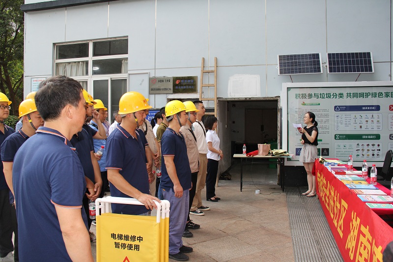 让安全生产入脑入心——武陵区市场监管局开展“安全生产月”宣传活动