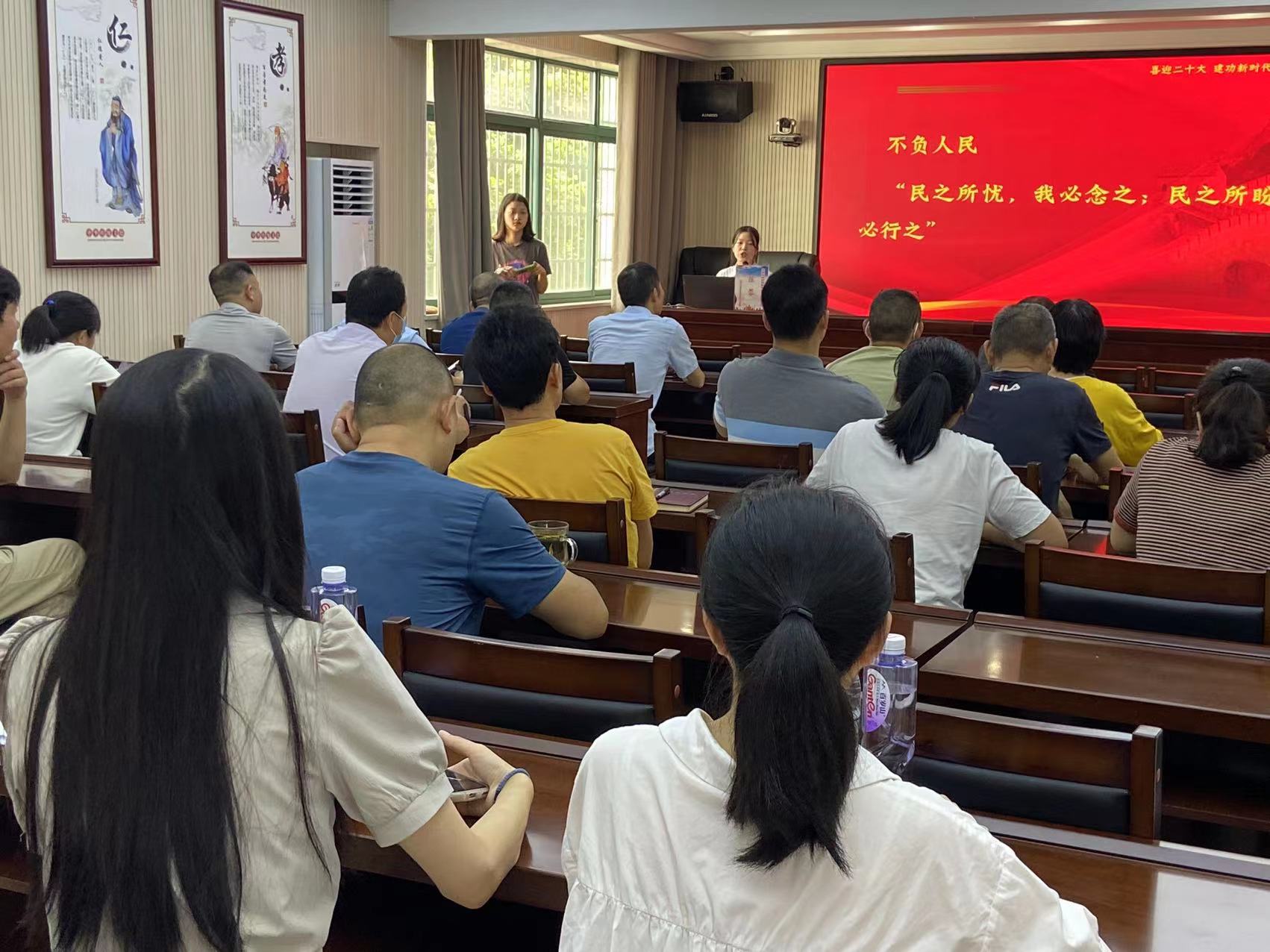 武陵区农业农村局直属机关党委开展党的创新理论大学生宣讲活动