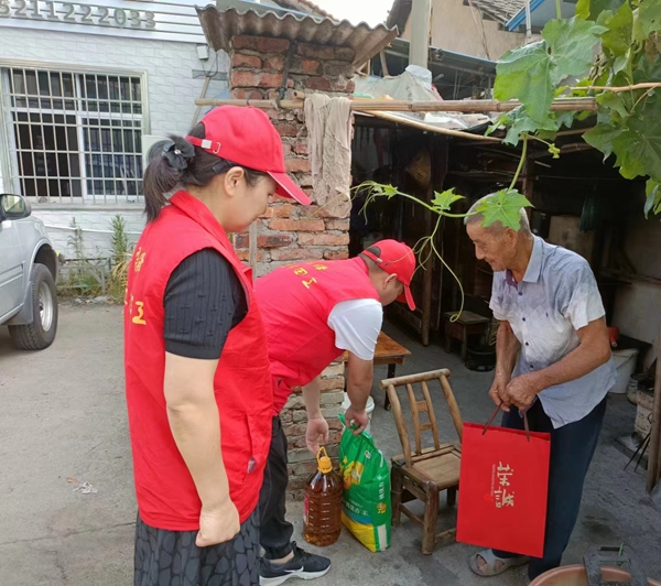文明常德 爱在武陵|永安街道开展中秋节慰问困难群众活动