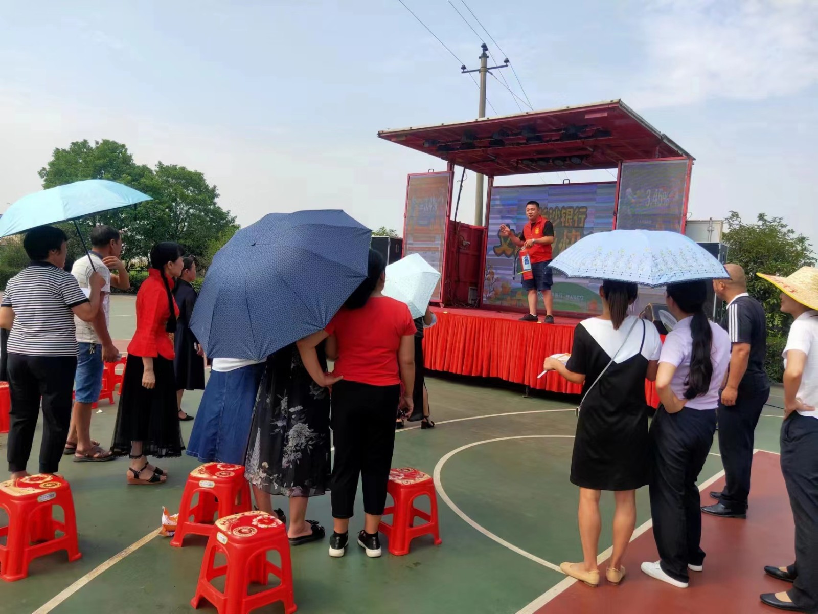 新时代文明实践耀武陵丨河洑镇开展“护航二十大”消防安全进社区宣传活动