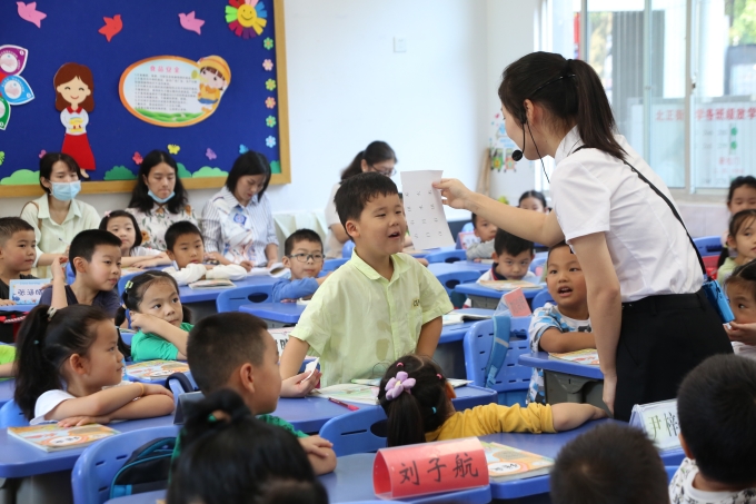 北正街小学：花开有时，科学衔接