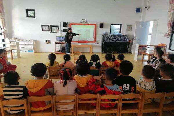 武陵区丹洲乡坪湖幼儿园：保护自己 勇敢说“不”