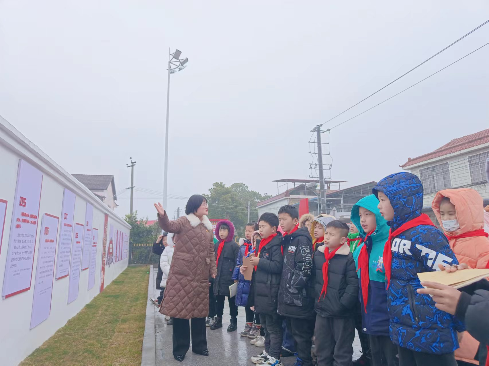 社木铺小学开学思政第一课 廉洁教育润童心