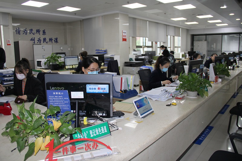 “换老板”无需注销  店面转让更便捷