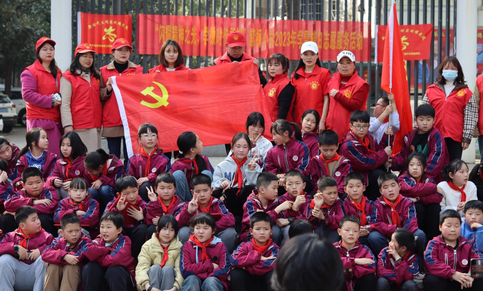 武陵区紫桥小学：弘扬雷锋精神 践行志愿服务