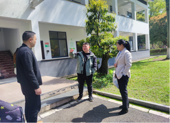 芙蓉街道三个“加强”谋划推进清明期间大气污染防治工作