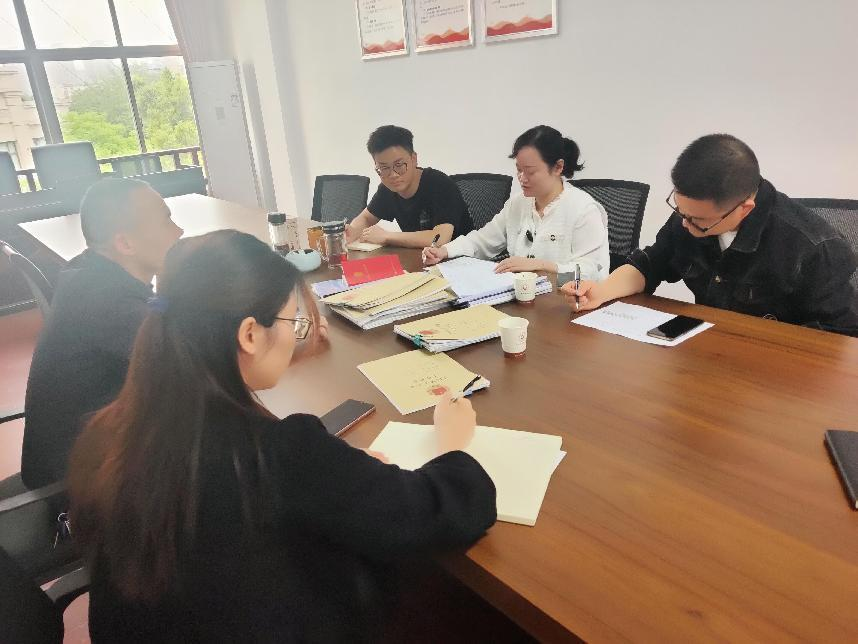 武陵区司法局督导司法所社区矫正和安置帮教日常工作