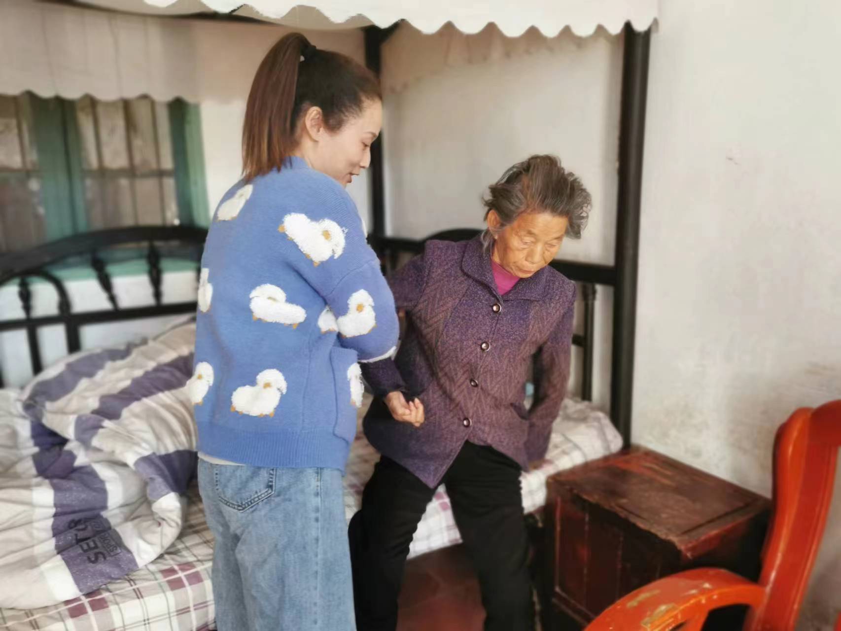 新时代文明实践耀武陵|武陵区东江街道关天坪社区：孝顺女儿无悔付出 真心真情释孝道