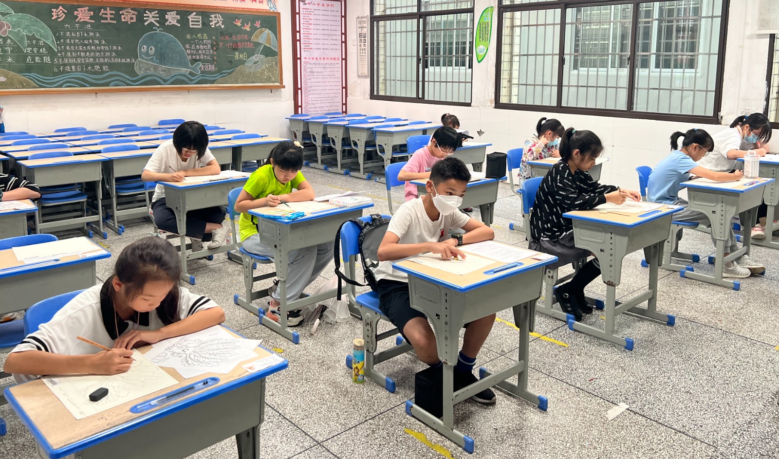 2023上半年教育部教育考试院书画等级考试在东升小学举行