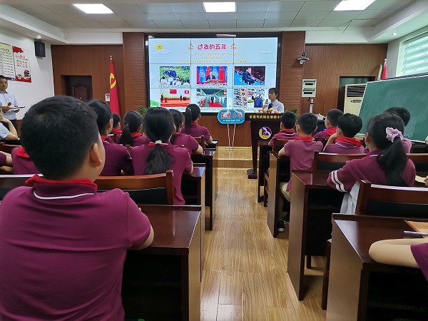武陵区紫桥小学开展党的二十大精神宣讲进课堂活动
