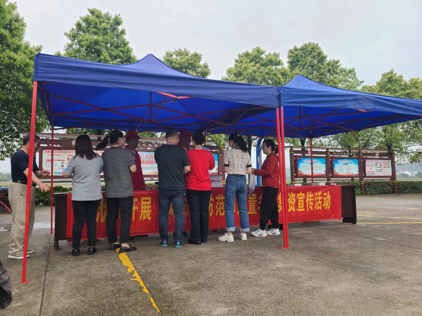 河洑镇开展防范非法集资宣传活动