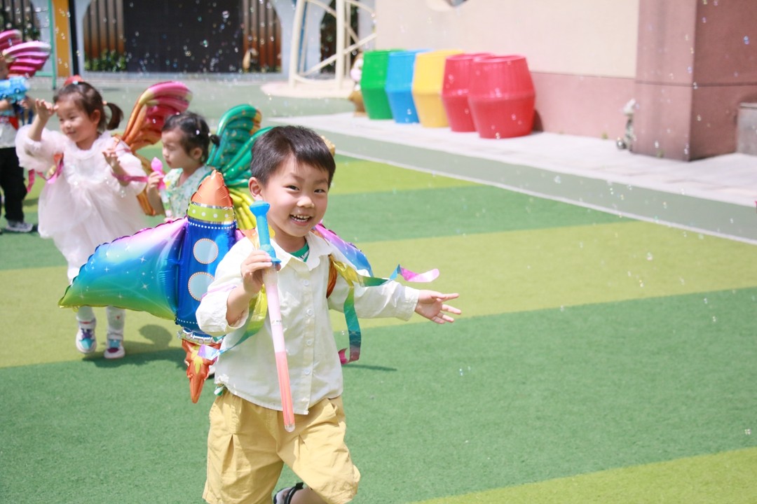 武陵区中心幼儿园幼儿欢度“六一儿童节”