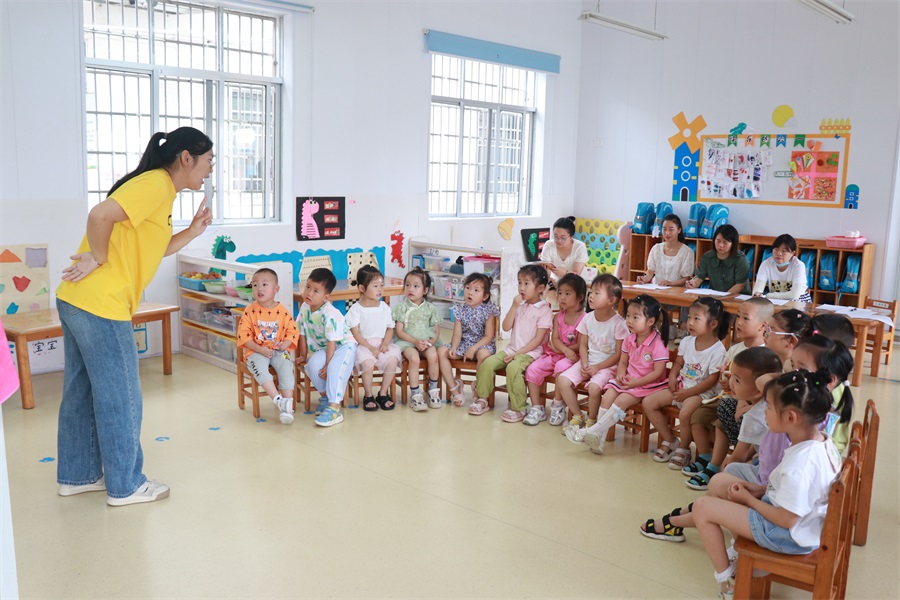 武陵区双观幼儿园开展教师技能比赛