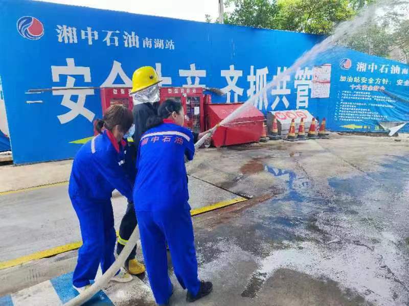河洑镇开展安全生产月主题活动