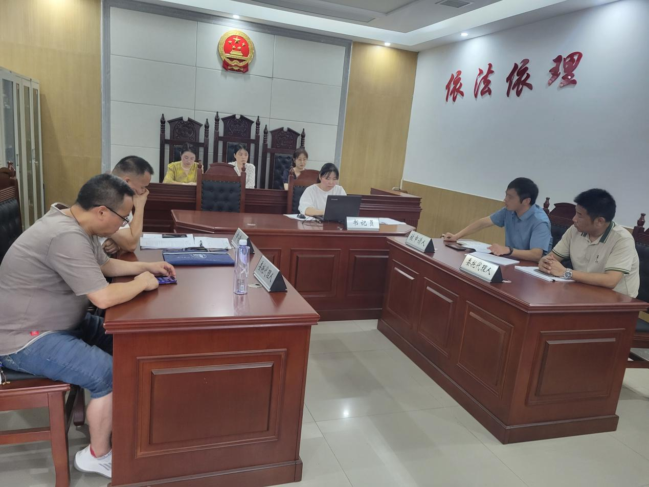 武陵区召开首场工伤认定类行政复议案件听证会