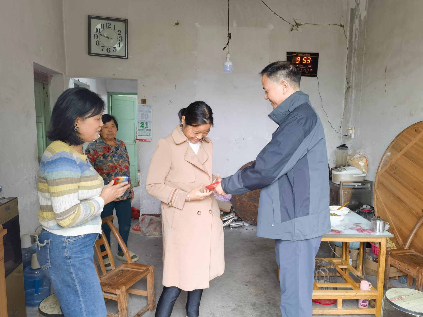 武陵区民政局赴芦荻山乡开展专项走访座谈调研