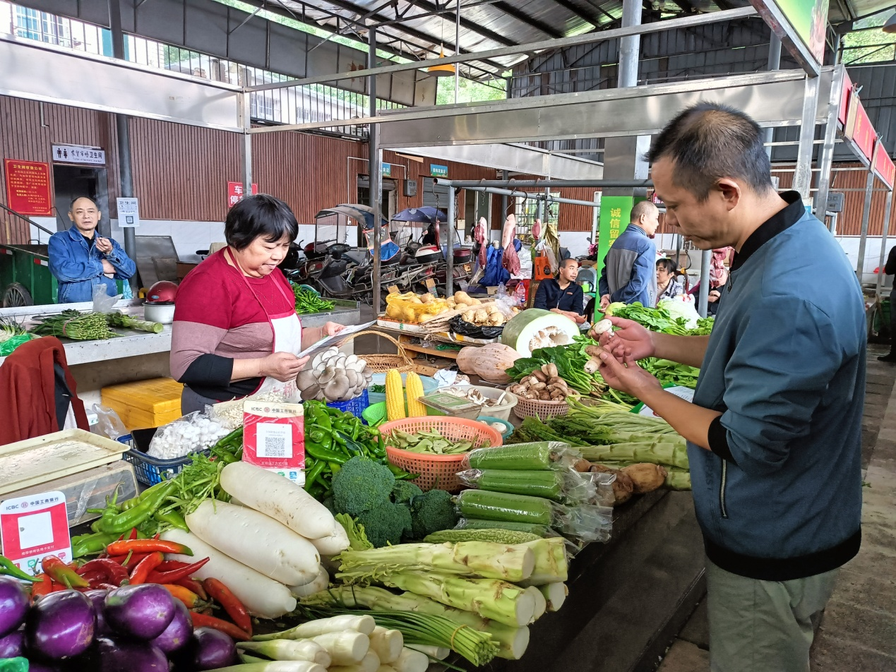白马湖街道开展预防野生蘑菇中毒科普宣传
