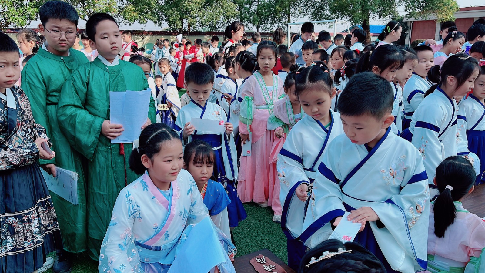 武陵区芦山小学开展第五届“青云杯诗府闯关活动”