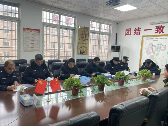 武陵区开展“两客一危”企业检查 筑牢春运安全防线