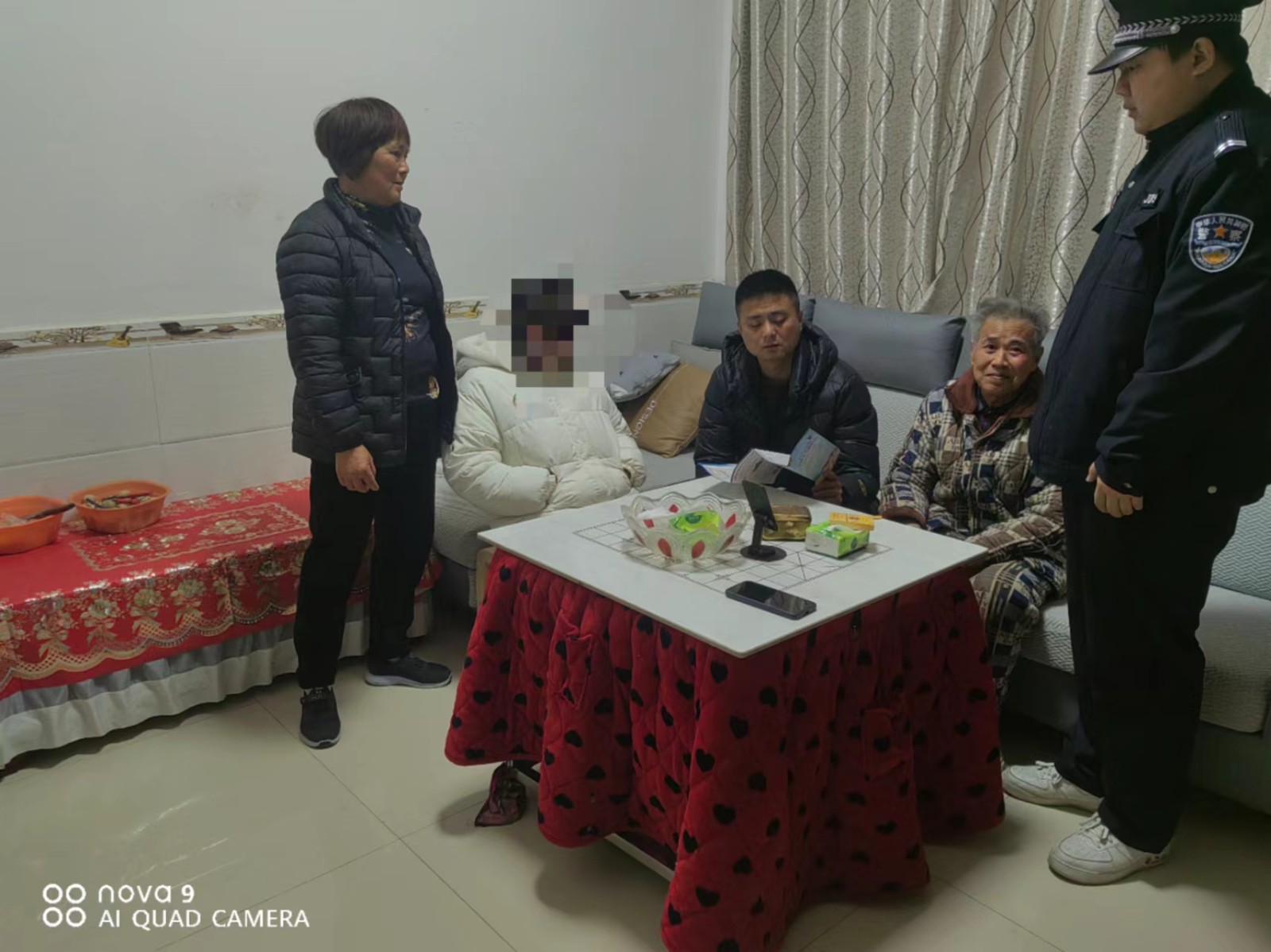 河洑镇开展“利剑护蕾·雷霆行动”普法宣传活动