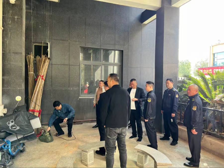 武陵区启明街道开展小区消防安全隐患排查行动