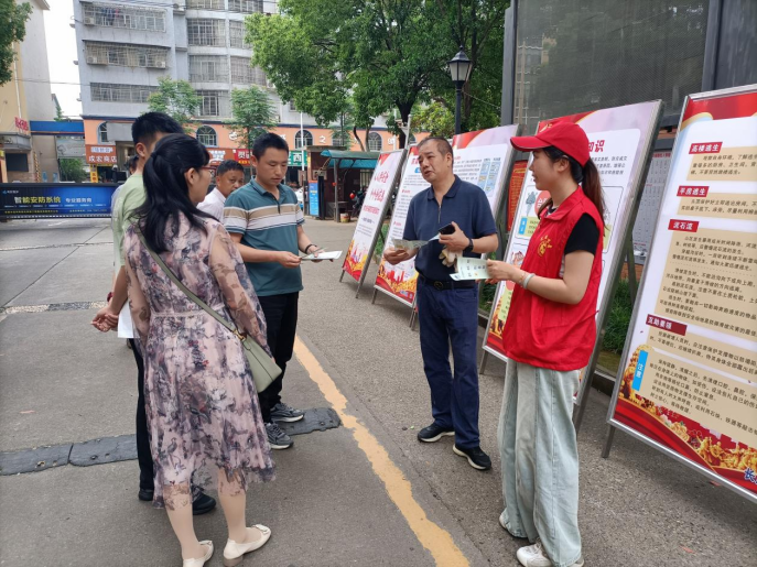 长庚街道开展防灾减灾宣传暨逃生避险演练活动