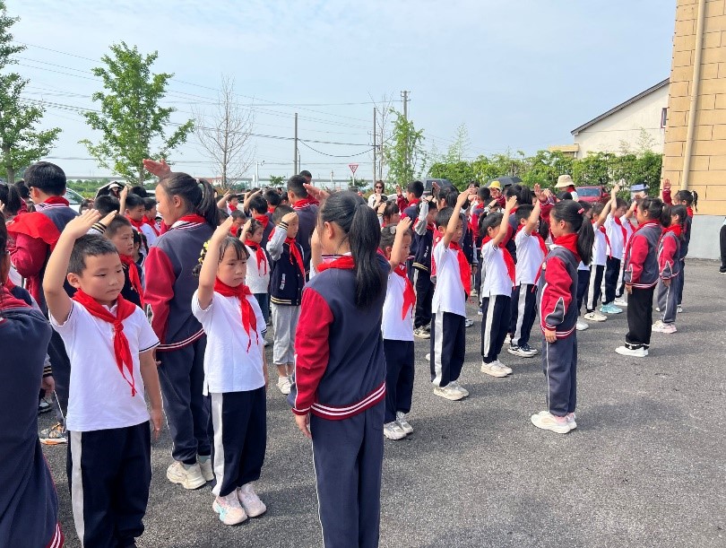 社木铺小学：童心向未来 劳动庆“六一”