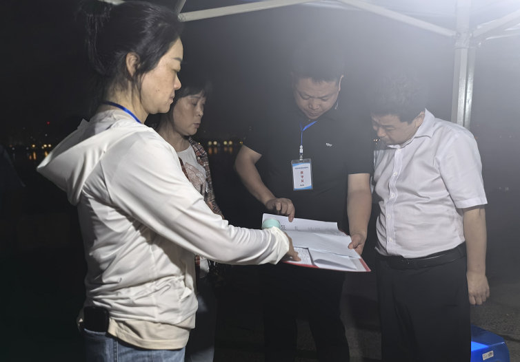 穿紫河街道：闻“汛”而动  全力应对汛期考验